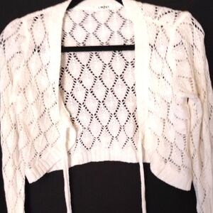 DKNY Women's White 100% Cotton-Knit Bolero/Shrug /Sweater  frontal closure.
